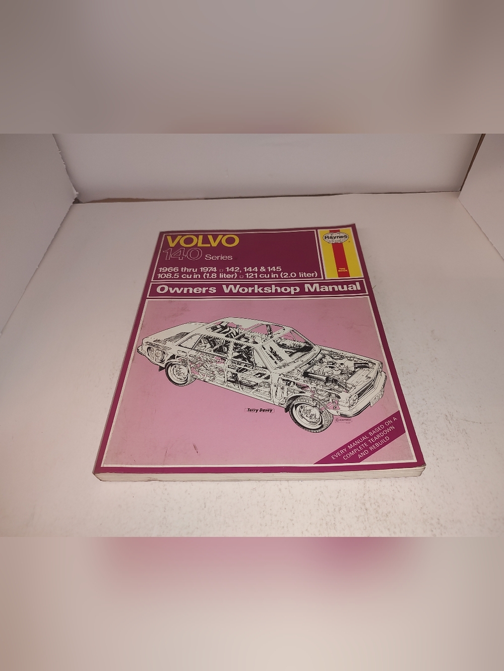 Volvo 140 series 142 144 145 1.8L 2.0L owners service manual 1966-1974 Haynes